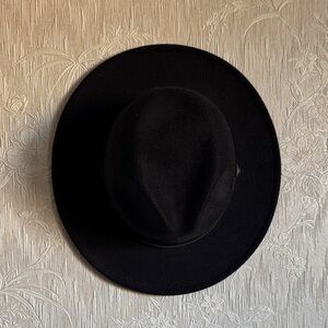 Classic Black Hat